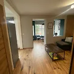 Apartment Przystanek *