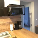 Przystanek شقة كارباش