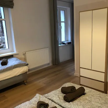 Przystanek Apartment *