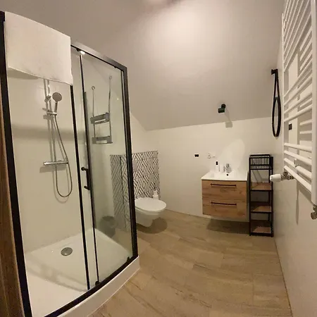 Przystanek * 卡尔帕奇