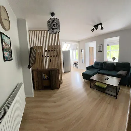 Przystanek Apartment *